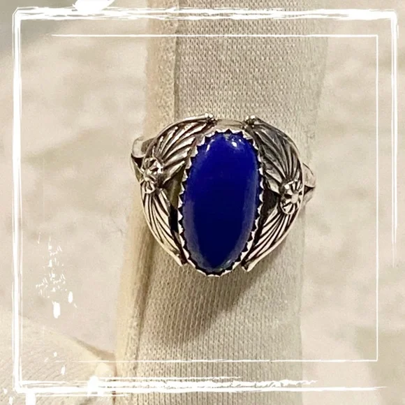 Vintage Sterling Silver Oval Lapis Lazuli Ring - Picture 7 of 12